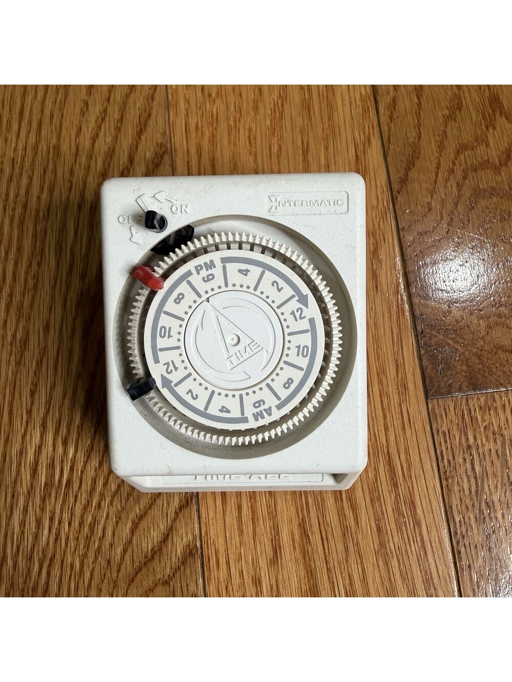 Intermatic Time-All 24h electric timer model SB111